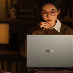 Xiaomi Redmibook 14 (2026) en usage quotidien: portable argent avec batterie 80 Wh, jusqu a 16 heures