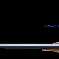 Finesse de 15,9 mm et poids de 1,48 kg du Xiaomi Redmibook 14 Pro 2026 tenu en main